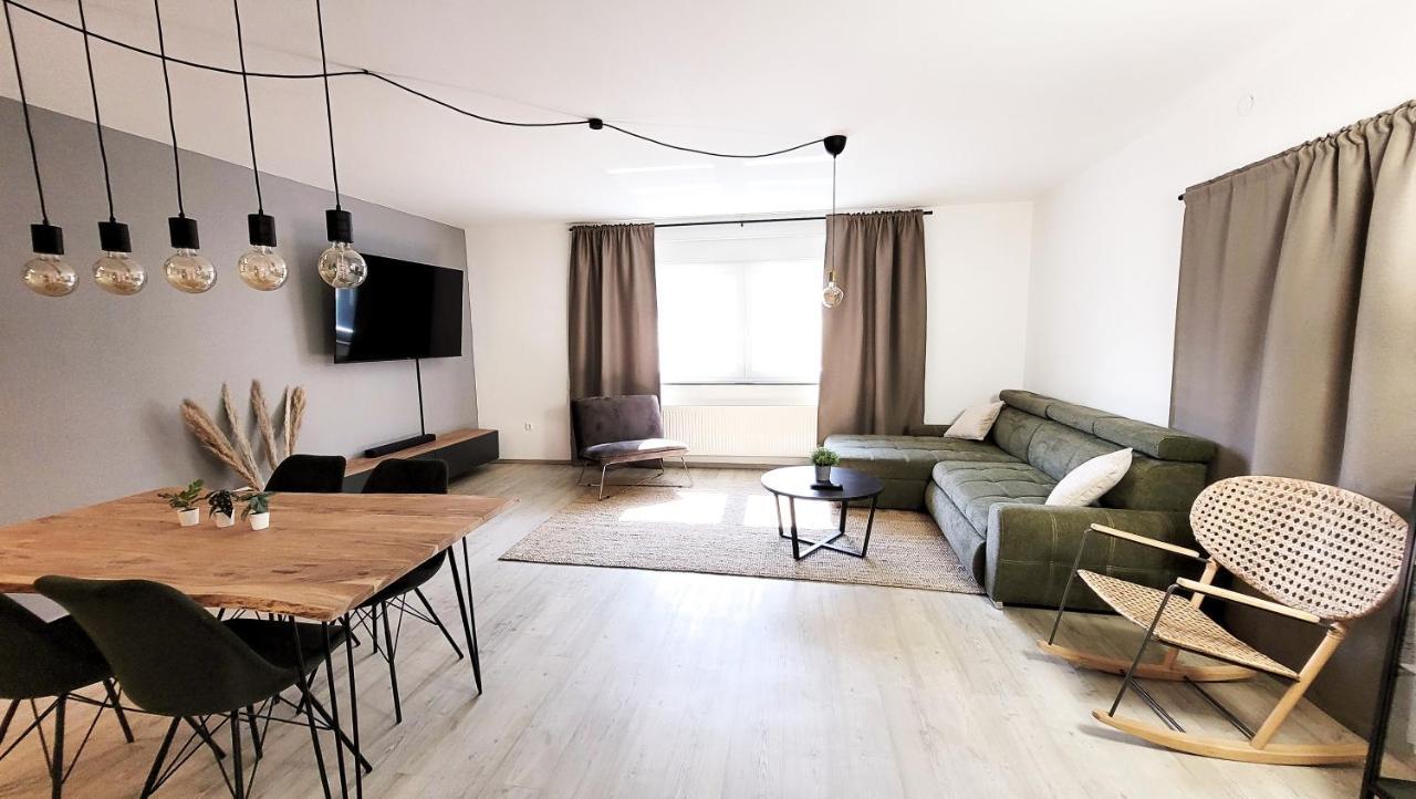 Appartamento Business & Family - Zentral, 24H Check-In, Xxl Tv Siegburg Esterno foto